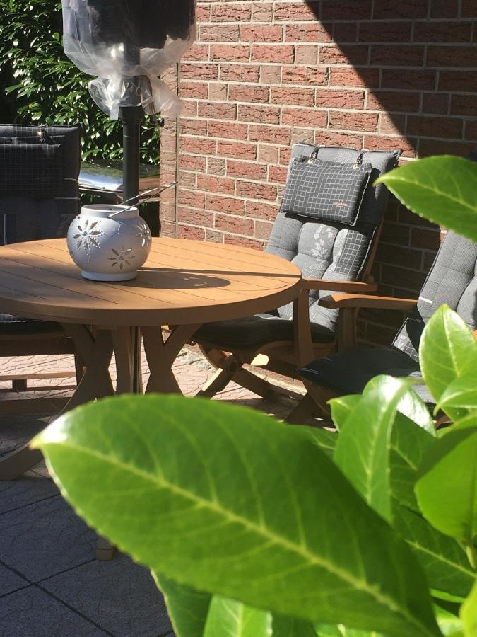 Ferienwohnung Haus Rose Ribnitz-Damgarten Exterior foto